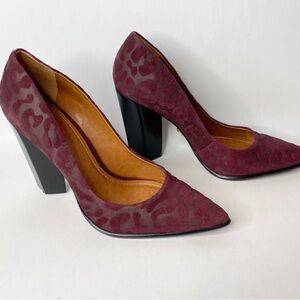 Carrano Madelyn Cabernet Leopard Print Block Heel Pumps Size 9